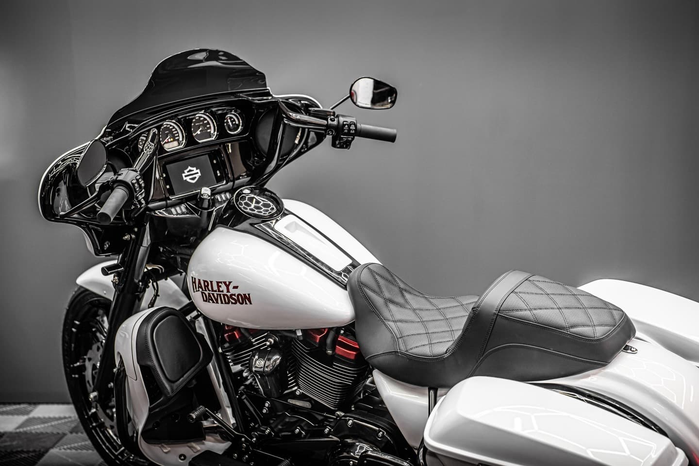 Street Glide Detail 1
